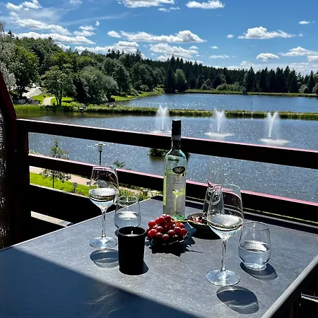 Appartement Seeblickappartement -eure Zeit- Mit Balkon