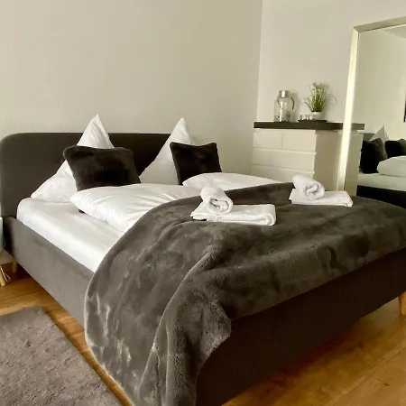 Seeblickappartement -eure Zeit- Mit Balkon *